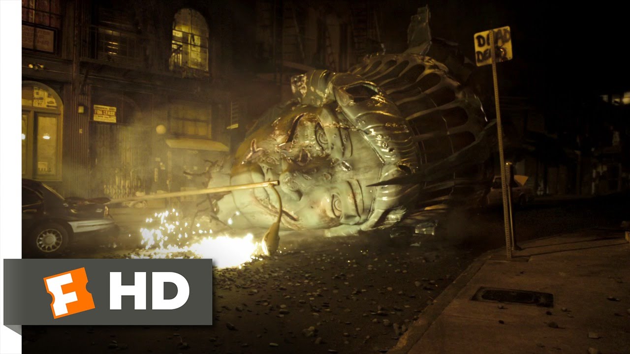 Cloverfield (1/9) Movie CLIP - The Statue of Liberty's Head (2008) HD - YouTube