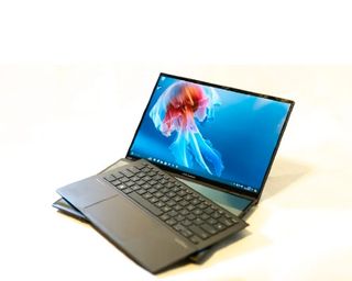 Asus Zenbook Pro 14 Duo OLED